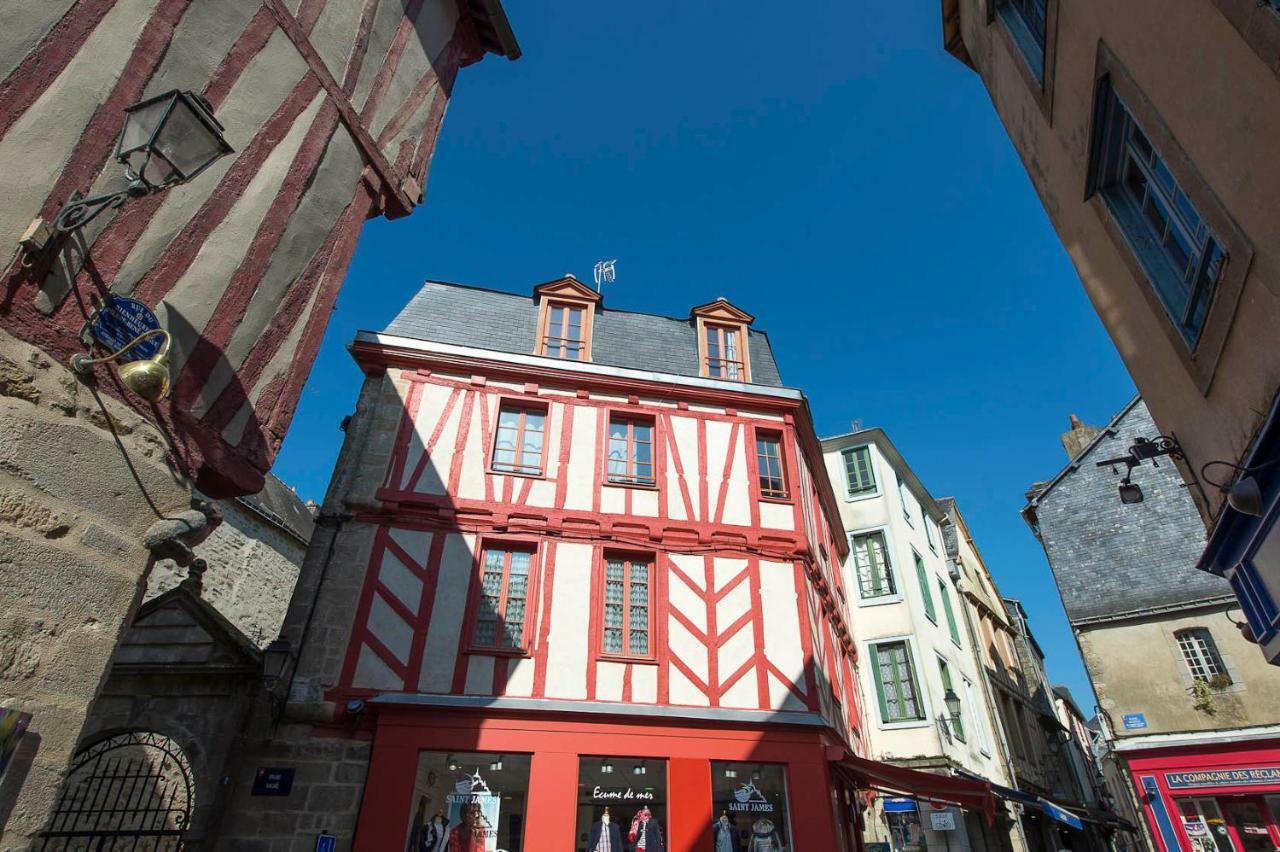 Apt 1 Ch - Centre Ville Vannes - Gare A Pied - Parking Buitenkant foto